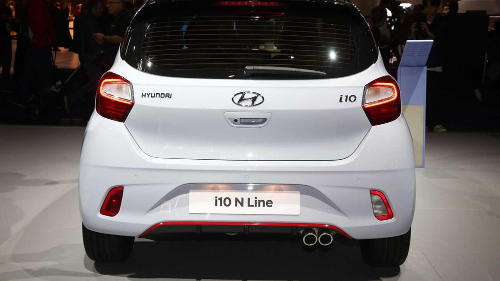 Hyundai i10 N Line 2020 nhìn từ phía sau Hyundai i10 N Line 2020 nhìn từ phía sau