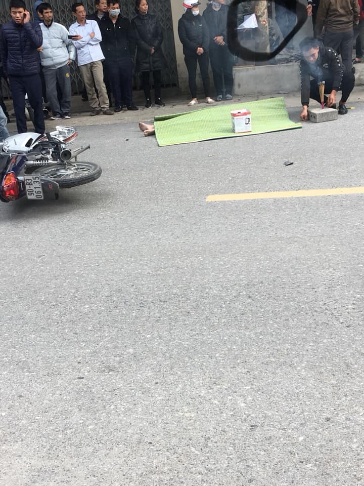 Hiện trường vụ tai nạn tại Hà Nam Hiện trường vụ tai nạn tại Hà Nam