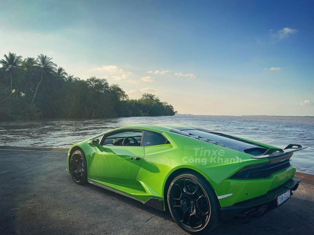 Chiếc si&ecirc;u xe Lamborghini Huracan LP610-4 ở miền T&acirc;y 