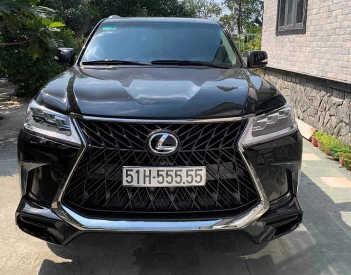 Mùng 5 Tết, cùng chiêm ngưỡng chiếc Lexus LX570 biển Mùng 5 Tết, cùng chiêm ngưỡng chiếc Lexus LX570 biển ngũ quý 5 tại Sài thành