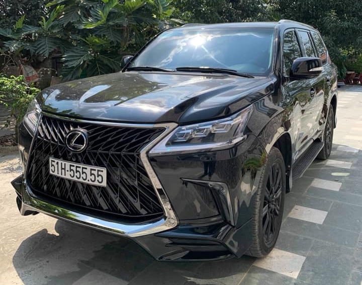 Có đến 6 con số 5 xuất hiện trong biển số của chiếc Lexus LX570 này Có đến 6 con số 5 xuất hiện trong biển số của chiếc Lexus LX570 này