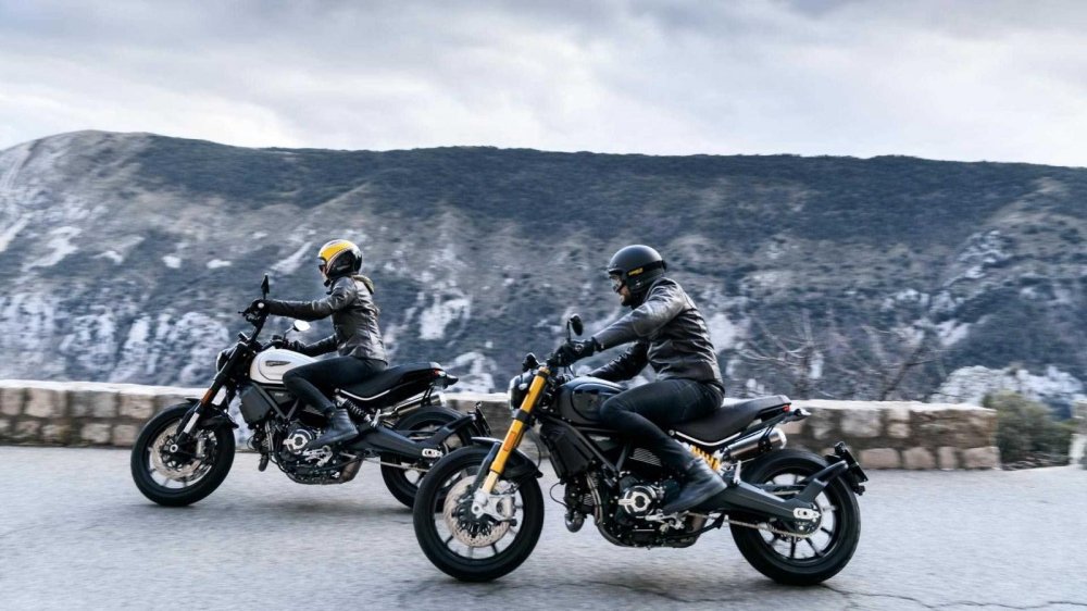 Bộ đ&ocirc;i Ducati Scrambler 1100 Pro v&agrave; 1100 Sport Pro sở hữu nhiều trang bị cao cấp