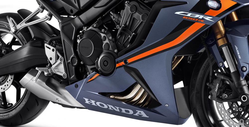 Động cơ 4 xy lanh tr&ecirc;n Honda CBR650R 2020