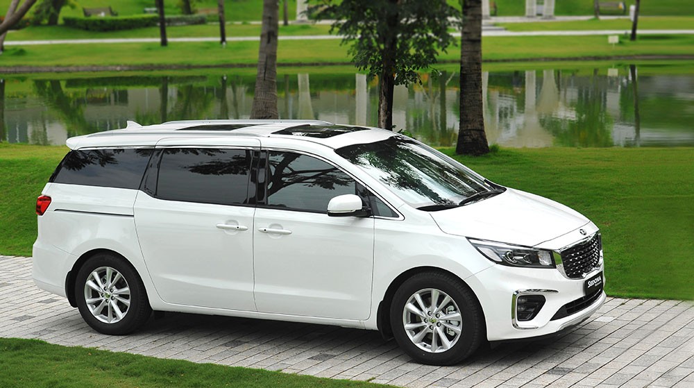Kia Sedona hiện đang được ph&acirc;n phối ch&iacute;nh h&atilde;ng tại Việt Nam