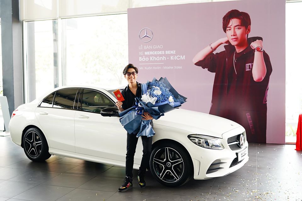 Mercedes-Benz C300 AMG 2020 có giá gần 1,9 tỷ đồng tại Việt Nam