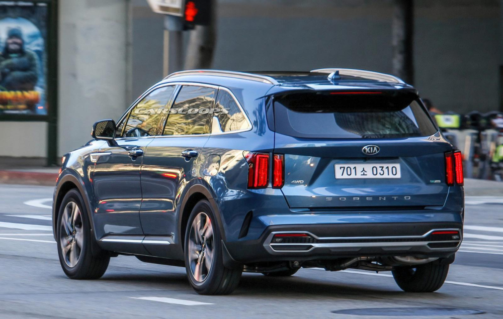Kia Sorento 2021 sở hữu thiết kế đuôi xe ấn tượng hơn hẳn thế hệ cũ