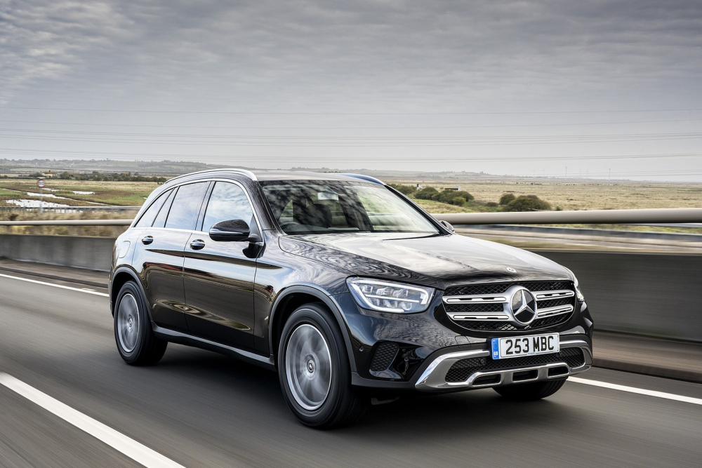 Đại lý cho hay Mercedes-Benz GLC 200 2020 bản nâng cấp giữa vòng đời sẽ được ra mắt Việt Nam vào cuối tháng 2/2020