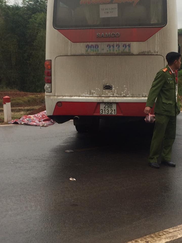 Hiện trường vụ tai nạn tr&ecirc;n quốc lộ 6