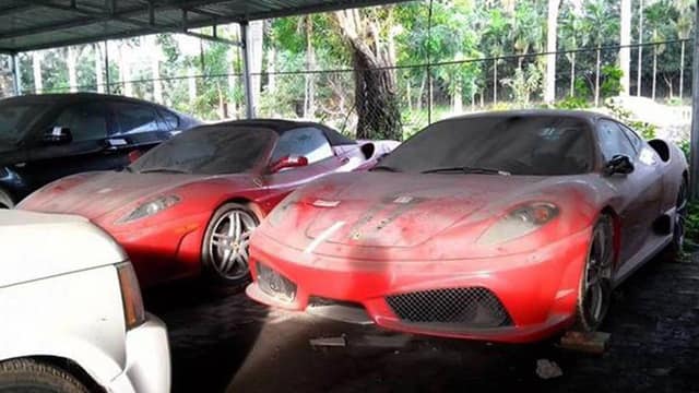 H&igrave;nh ảnh cặp đ&ocirc;i Ferrari huyền thoại phủ bụi v&agrave;o năm 2013 của Dũng mặt sắt