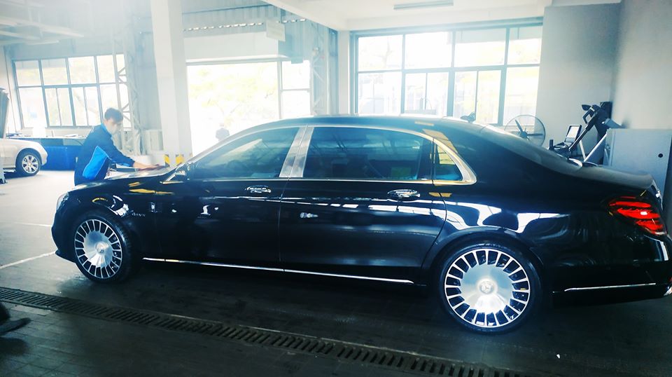 Giá xe Mercedes-Maybach S560 4Matic chính hãng tại Việt Nam là 11,099 tỷ đồng Giá xe Mercedes-Maybach S560 4Matic chính hãng tại Việt Nam là 11,099 tỷ đồng