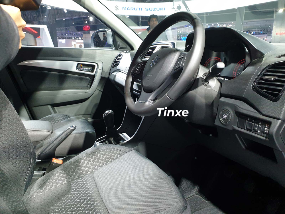 Nội thất gần như không thay đổi của Suzuki Vitara Brezza 2020