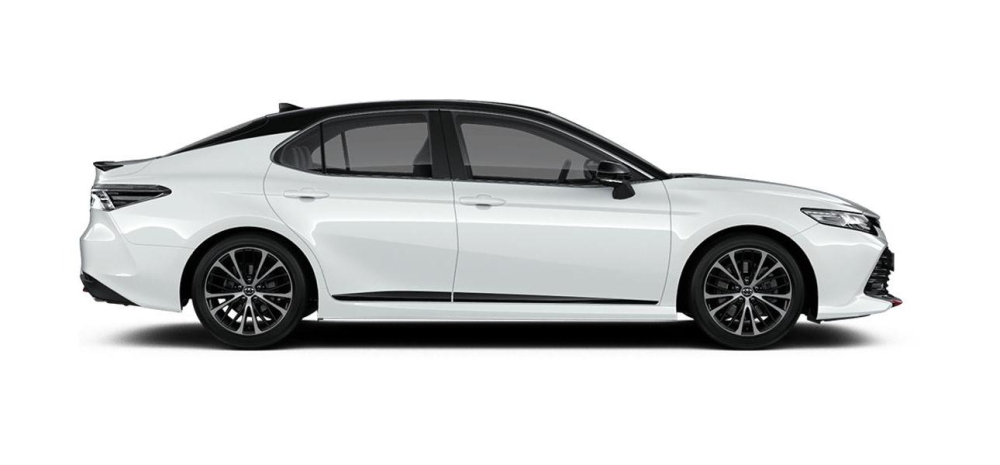 Toyota Camry S-Edition 2020 c&ograve;n c&oacute; bộ v&agrave;nh hợp kim 18 inch phối 2 m&agrave;u