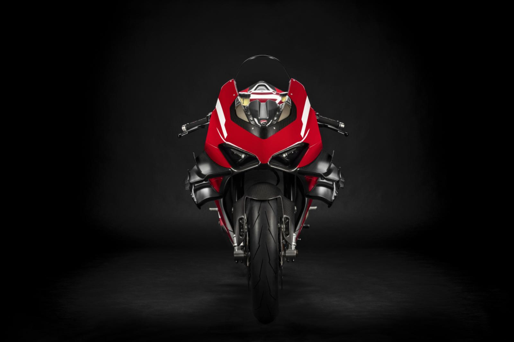 Bộ c&aacute;nh gi&oacute; k&eacute;p tr&ecirc;n Ducati Superleggera V4 lấy thiết kế từ mẫu Desmosedici GP16
