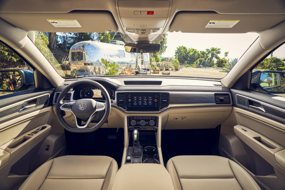Nội thất b&ecirc;n trong Volkswagen Atlas 2021