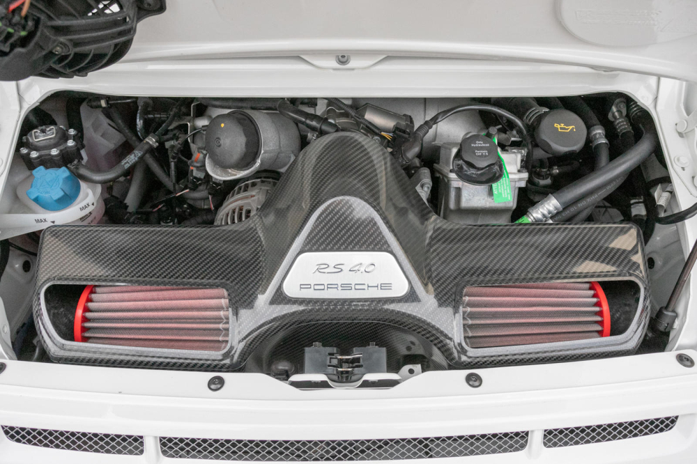 Khối động cơ của chiếc 911 GT3 RS 4.0 2011