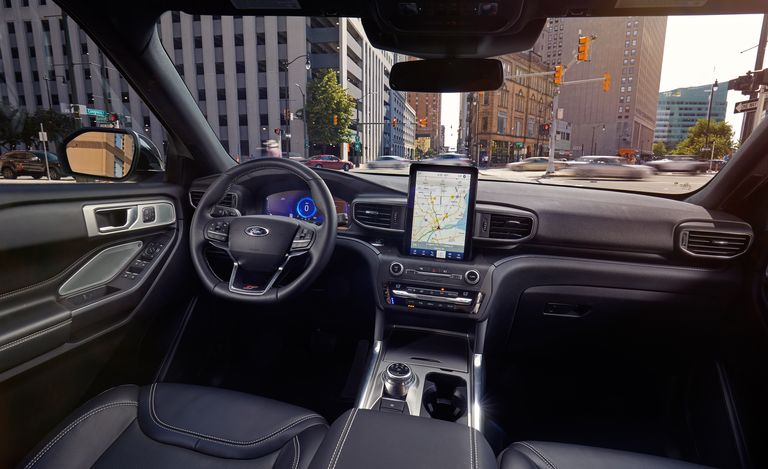Nội thất b&ecirc;n trong Ford Explorer ST 2020