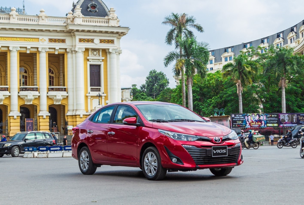 Chỉ mới giành lại được ngôi vị “vua doanh số” từ Mitsubishi Xpander ở tháng 12/2019, Toyota Vios đã lại thua về tay Hyundai Accent Chỉ mới giành lại được ngôi vị “vua doanh số” từ Mitsubishi Xpander ở tháng 12/2019, Toyota Vios đã lại thua về tay Hyundai Accent