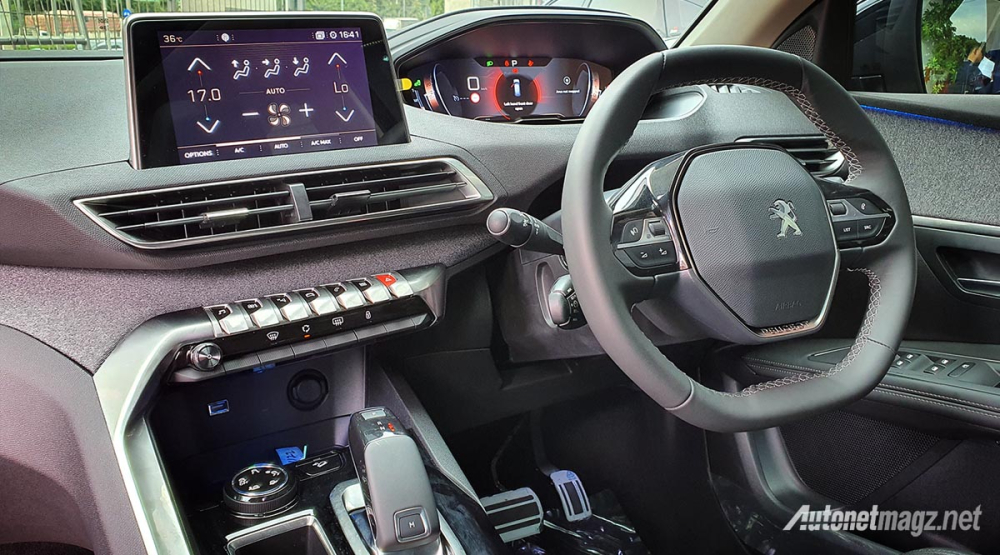 Peugeot 3008 Allure Plus 2020 không còn camera 360 độ