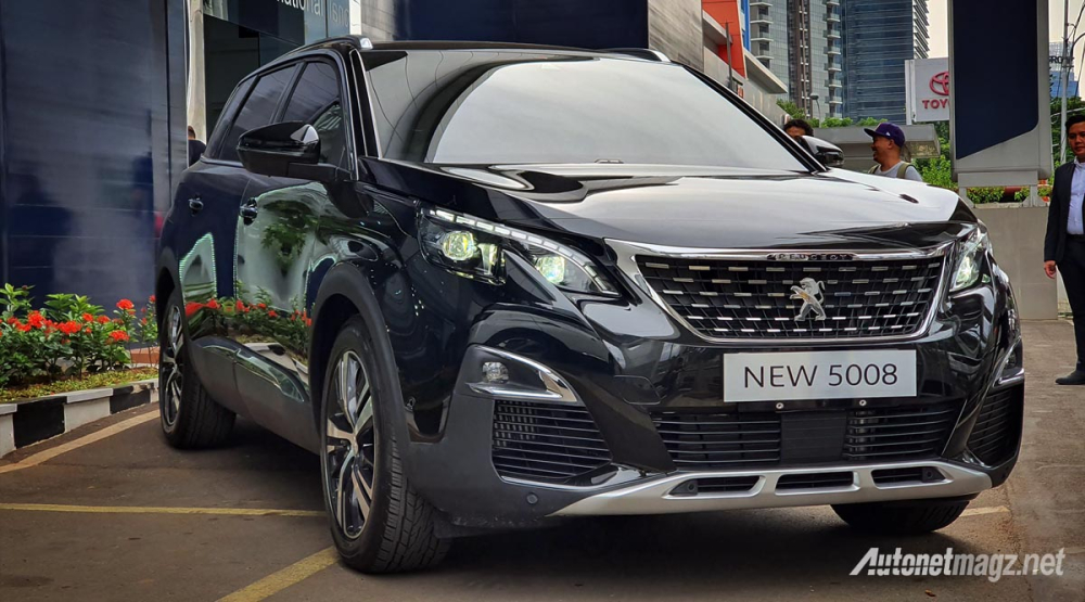 Peugeot 5008 Allure Plus 2020 ra mắt tại Indonesia