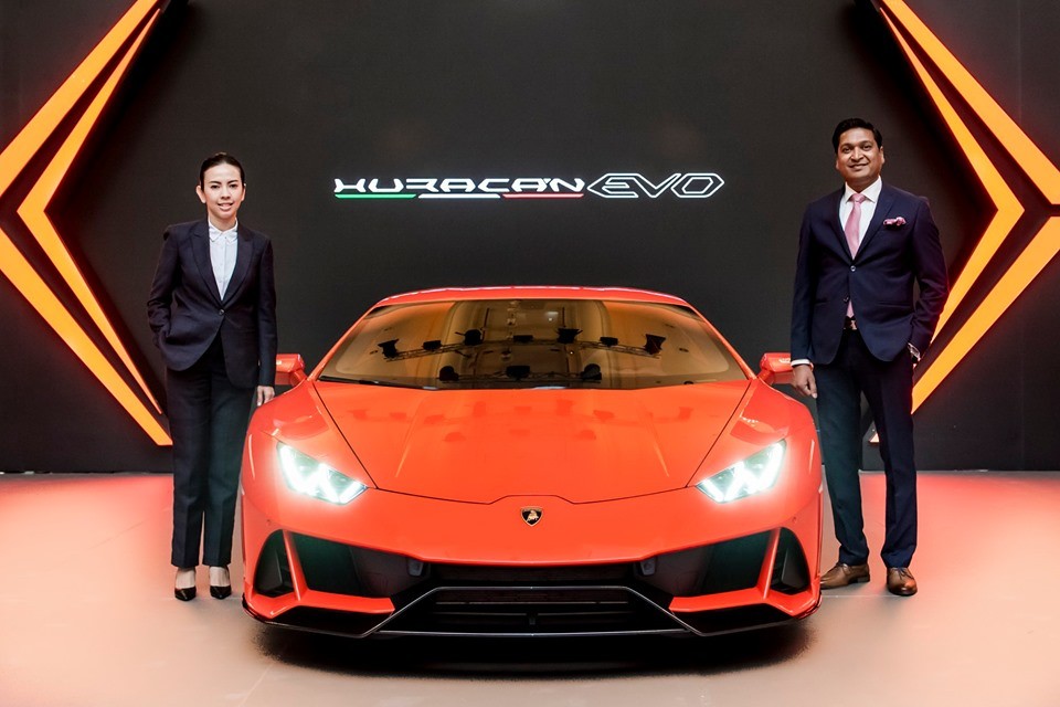 Lamborghini Huracan Evo 2020 chính hãng ra mắt tại Campuchia Lamborghini Huracan Evo 2020 chính hãng ra mắt tại Campuchia