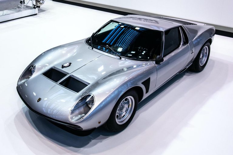 Kể từ đó, màu sắc của chiếc Lamborghini Miura SVJ mang khung gầm số 4860 được giữ nguyên và định cư tại Đức cho đến năm 2000 thì chuyển tới Nhật Bản và đưa vào một bộ sưu tập xe nổi tiếng ở đây. Sau khi đến Nhật Bản, chiếc siêu xe Lamborghini Miura SVJ này rất ít khi xuất hiện và đến 20 năm sau, nó mới tái xuất tại triển lãm Retromobile Classic Car Show 2020.