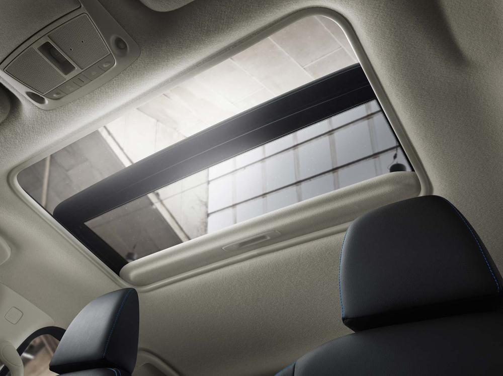 Nissan Navara N-Guard 2020 c&oacute; cả cửa sổ trời