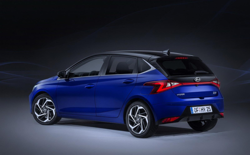 Hyundai i20 2021 với cụm đ&egrave;n hậu h&igrave;nh chữ Z