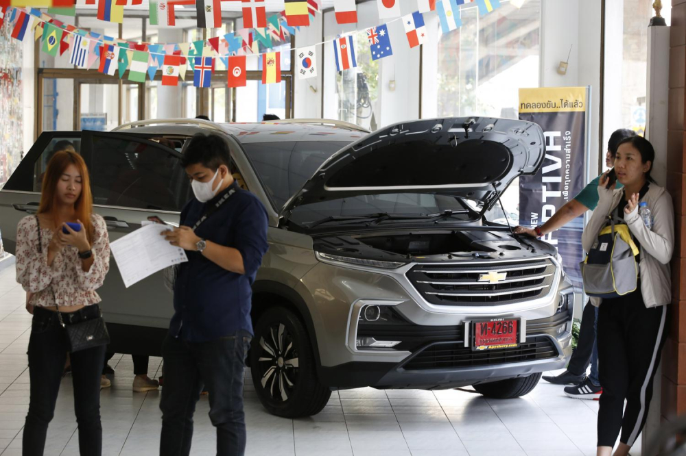 Những chiếc Chevrolet Captiva nhập khẩu từ Indonesia hiện có giá rất rẻ tại Thái Lan