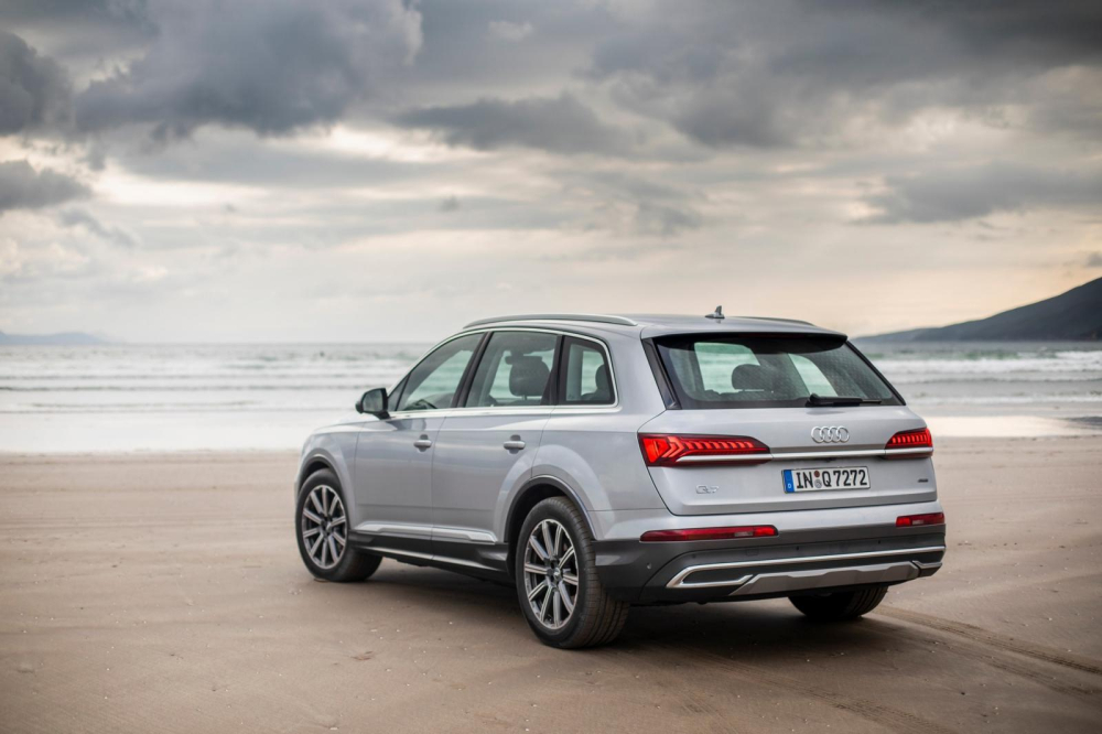 Đuôi xe Audi Q7 45 TFSI 2020
