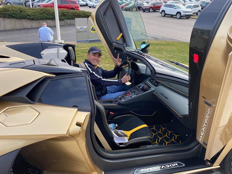 Còn đây là chủ nhân của Lamborghini Aventador SVJ Roadster sẽ về Việt Nam trong Quý III này Còn đây là chủ nhân của Lamborghini Aventador SVJ Roadster sẽ về Việt Nam trong Quý III này