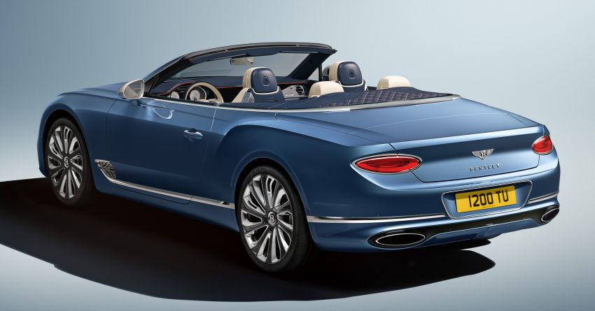 Phần đuôi xe Bentley Continental GT Mulliner Convertible