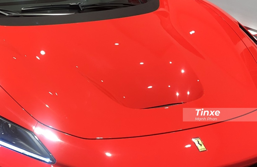 Hốc gió S-Duct lấy cảm hứng từ xe Công thức 1 của Ferrari F8 Tributo Hốc gió S-Duct lấy cảm hứng từ xe Công thức 1 của Ferrari F8 Tributo