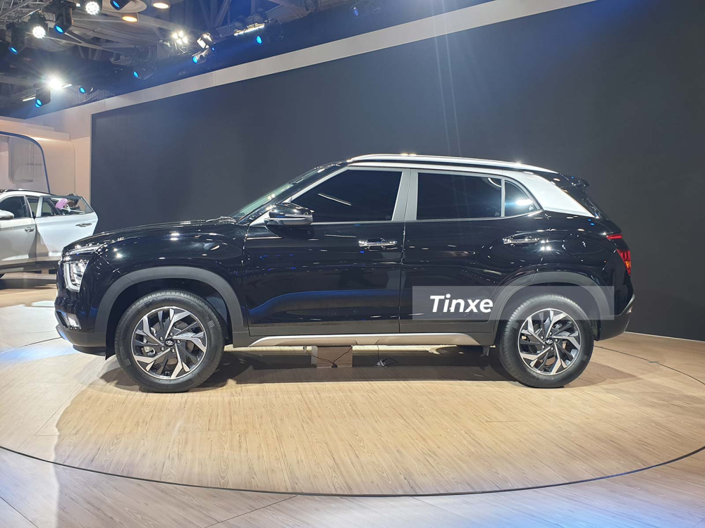 Hyundai Creta 2020 có bộ vành hợp kim 17 inch phối 2 màu
