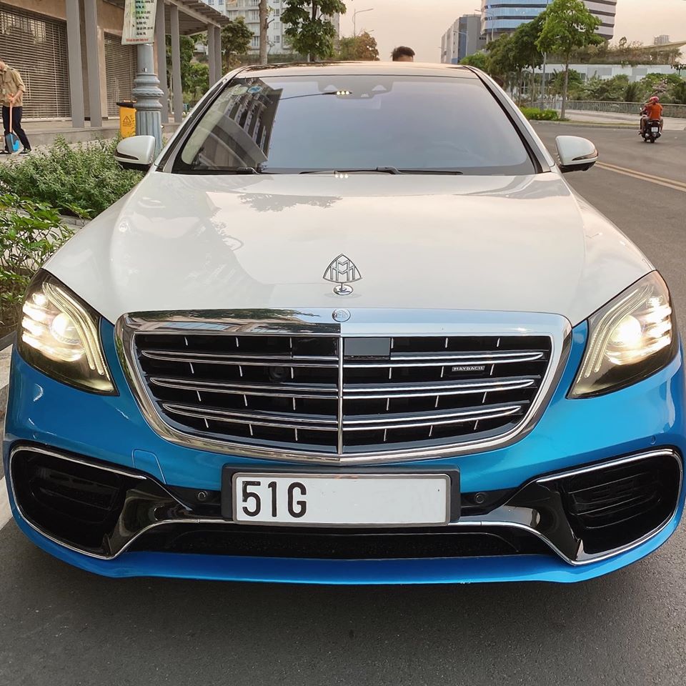 Diệp Lâm Anh không phải là cái tên quá xa lạ trong giới đam mê ô tô tại Việt Nam, hot girl này cùng chồng đã sở hữu không ít siêu xe, xe thể thao, xe sang và cả xe siêu sang. Diệp Lâm Anh không phải là cái tên quá xa lạ trong giới đam mê ô tô tại Việt Nam, hot girl này cùng chồng đã sở hữu không ít siêu xe, xe thể thao, xe sang và cả xe siêu sang.