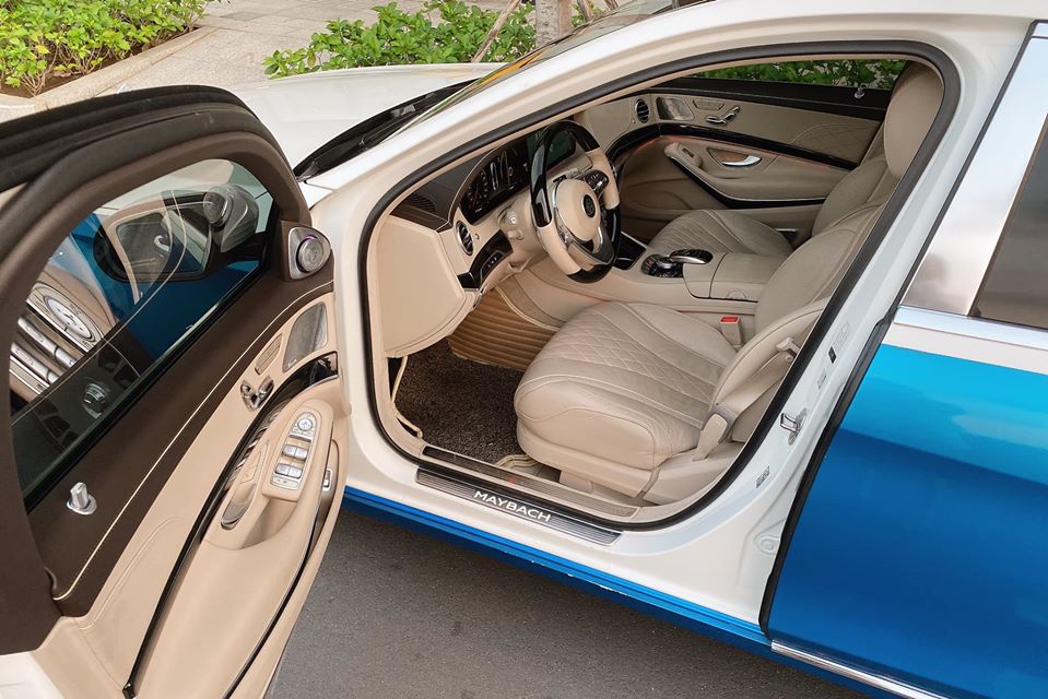 Nội thất chiếc xe siêu sang Mercedes-Maybach S450 4 Matic đang được Diệp Lâm Anh rao bán 6,8 tỷ đồng. Nội thất chiếc xe siêu sang Mercedes-Maybach S450 4 Matic đang được Diệp Lâm Anh rao bán 6,8 tỷ đồng.