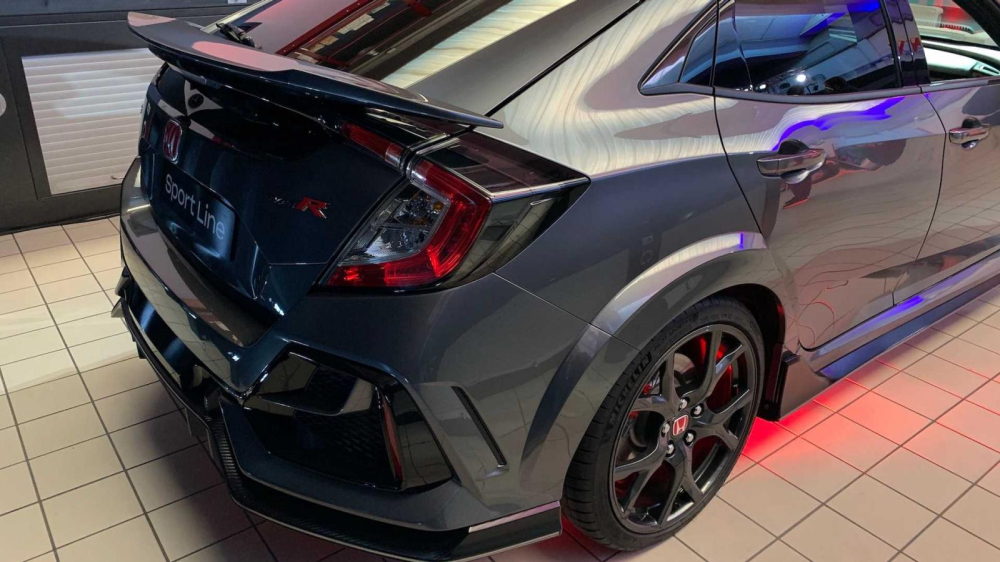 Đuôi xe Honda Civic Type R Sport Line