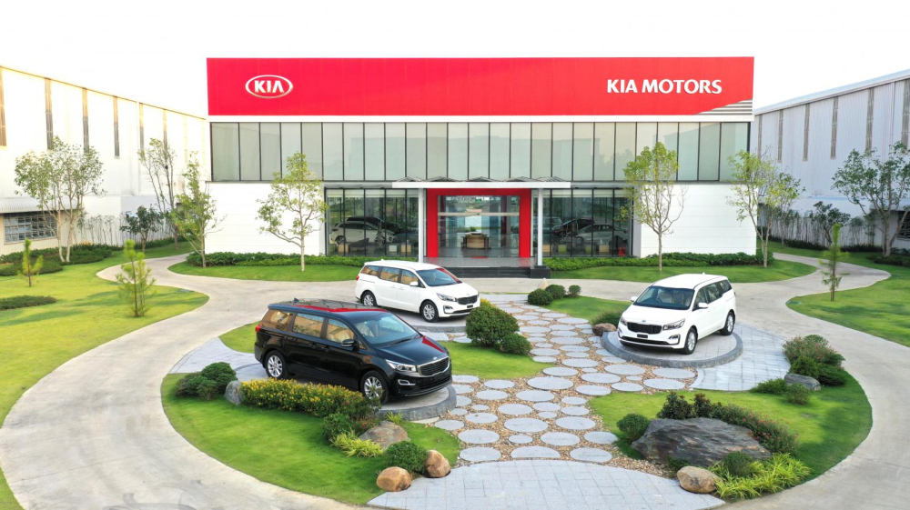 Với việc nhập khẩu từ Việt Nam, Kia Grand Carnival tại Thái Lan sẽ có giá bán rẻ hơn tới 225.000 baht (tương đương 170 triệu đồng) so với trước đây