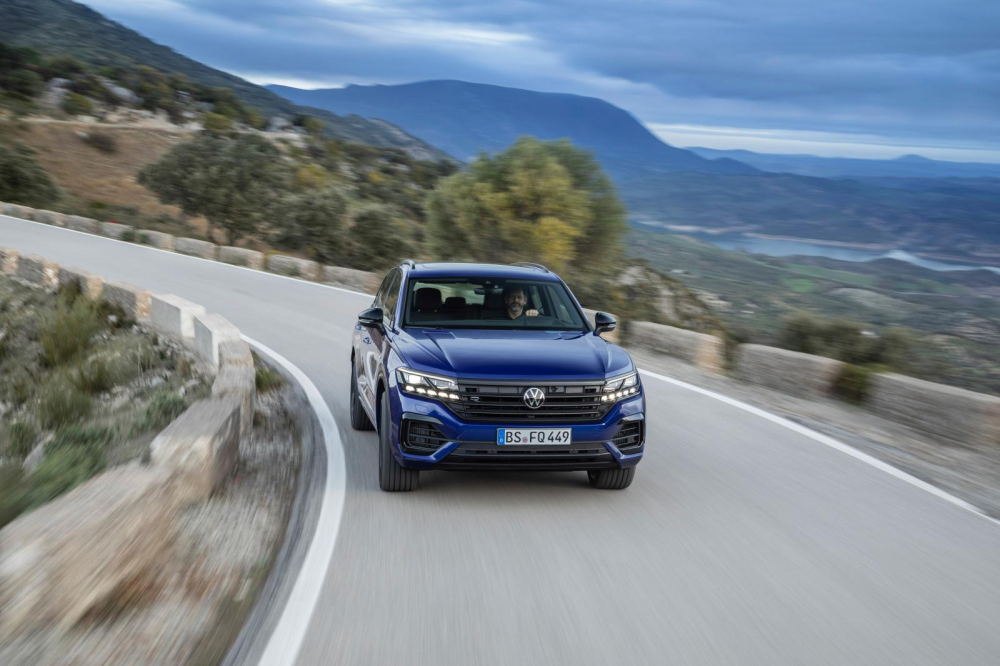 SUV hiệu năng cao Volkswagen Touareg R