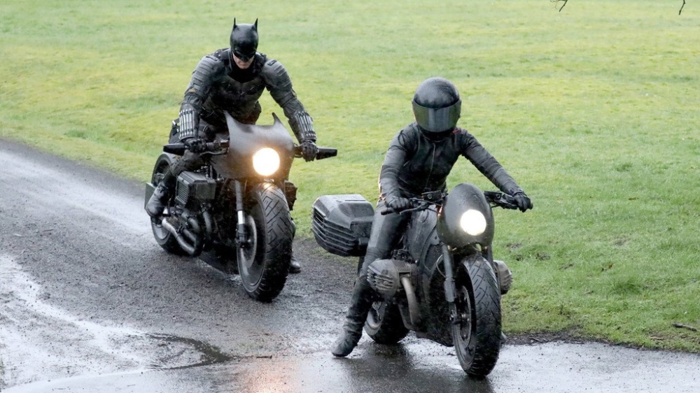 Hình ảnh được chụp tại phim trường Batman ở Scotland Hình ảnh được chụp tại phim trường Batman ở Scotland