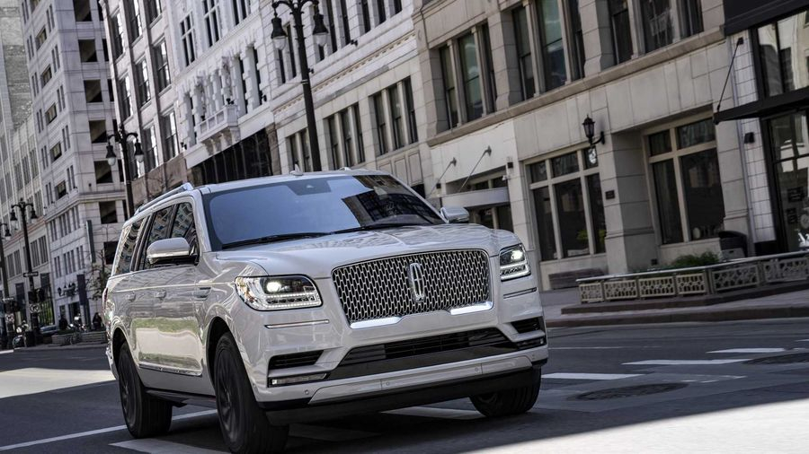 Lincoln Navigator là mẫu xe sang duy nhất trong danh sách Lincoln Navigator là mẫu xe sang duy nhất trong danh sách