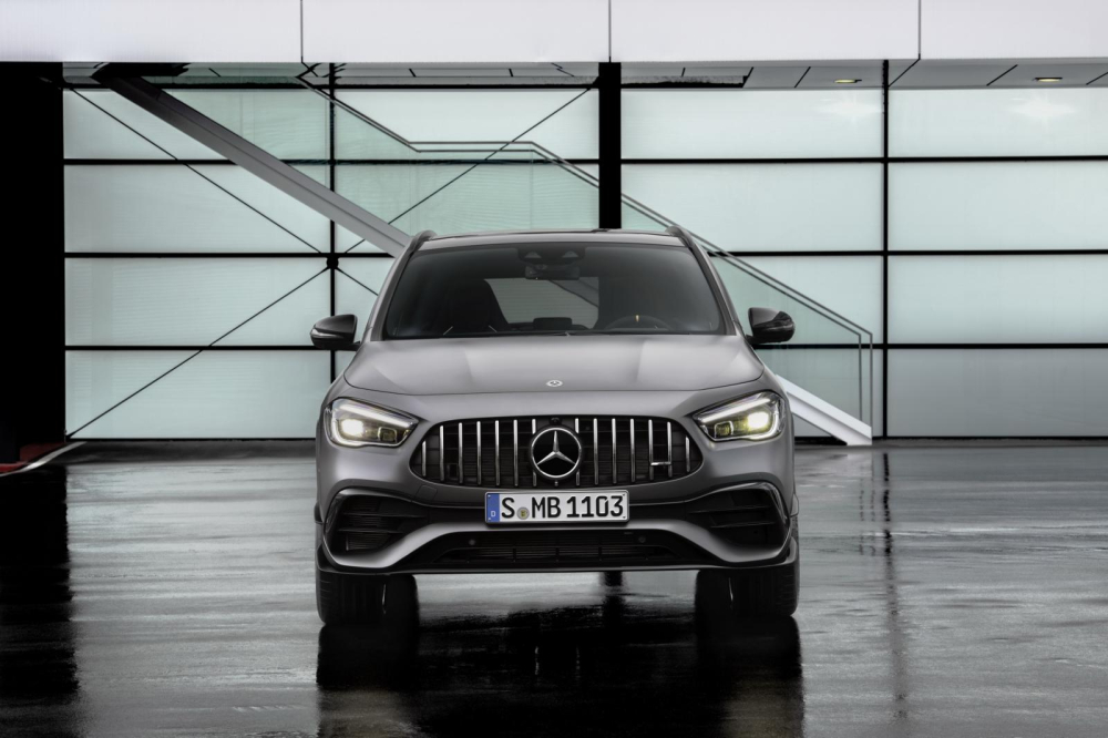 Thiết kế đầu xe Mercedes-AMG GLA 45 2021