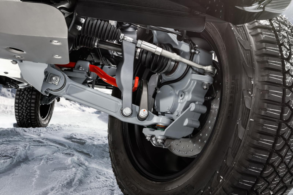 Hệ thống treo mới của Brabus 800 Adventure XLP