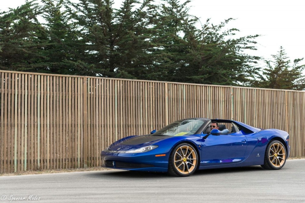 Một th&ocirc;ng tin kh&aacute; th&uacute; vị l&agrave; chiếc si&ecirc;u xe Ferrari Sergio m&agrave;u xanh Azzurro LoLo được ch&agrave;o b&aacute;n chỉ 3 triệu đ&ocirc; la, tương đương gần 70 tỷ đồng. Mức gi&aacute; n&agrave;y vẫn rẻ ch&aacute;n so với số tiền 6,1 triệu đ&ocirc; la m&agrave; một chiếc Ferrari Sergio m&agrave;u v&agrave;ng được ch&agrave;o b&aacute;n v&agrave;o năm 2017