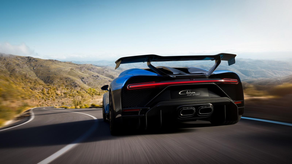 Tốc độ tối đa của Bugatti Chiron Pur Sport thấp hơn bản thường Tốc độ tối đa của Bugatti Chiron Pur Sport thấp hơn bản thường