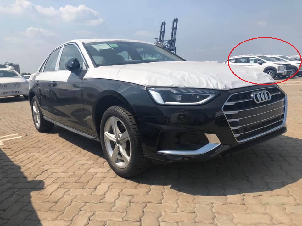 Mitsubishi Xpander Cross xuất hiện tại cảng ở Việt Nam