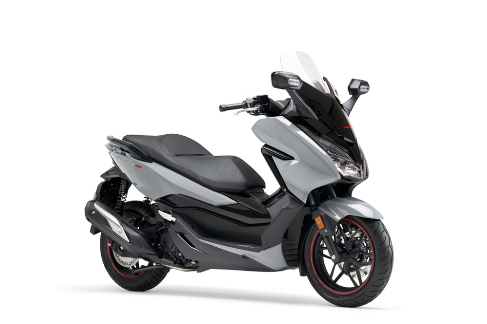 Phi&ecirc;n bản đặc biệt Honda Forza 300 2020 m&agrave;u X&aacute;m Air Force