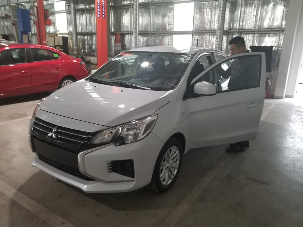 Bản thấp của Mitsubishi Attrage 2020 sẽ chỉ sử dụng đèn chiếu sáng halogen thông thường