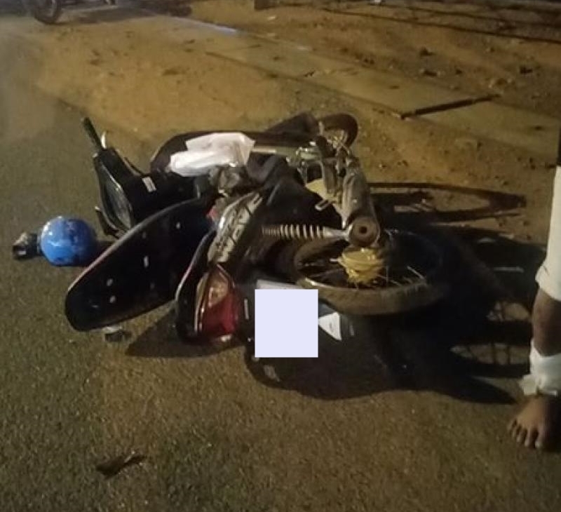 Chiếc xe m&aacute;y gặp nạn tại huyện Trảng Bom, tỉnh Đồng Nai v&agrave;o tối qua