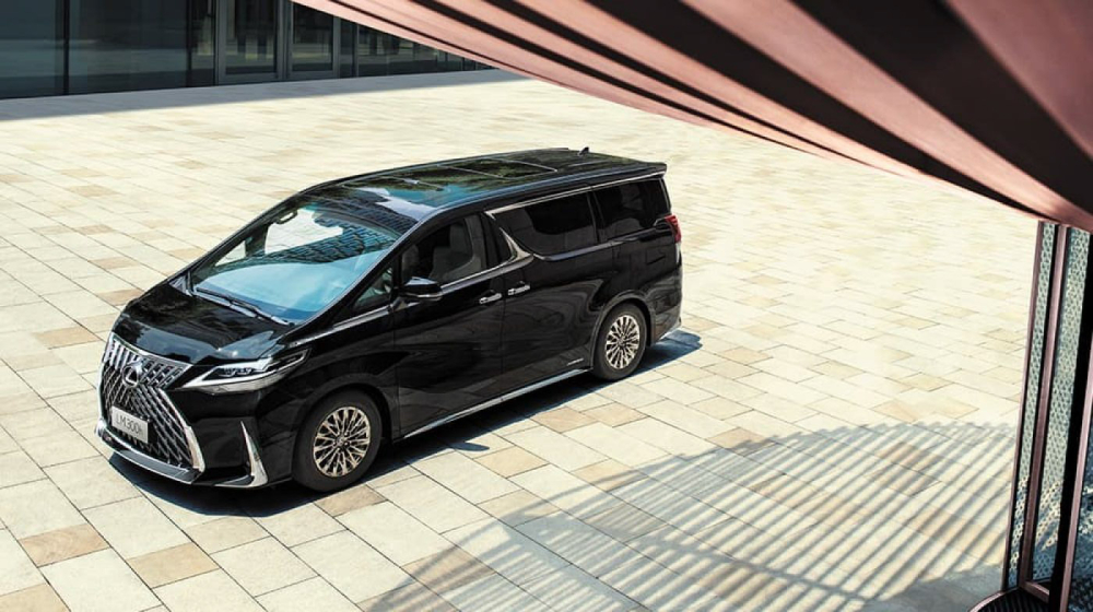 Mẫu MPV hạng sang Lexus LM 2020 chính thức ra mắt Thái Lan