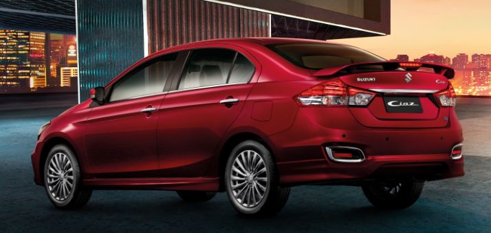 Suzuki Ciaz 2020 bản RS với cánh gió sau tích hợp đèn phanh